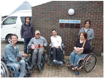 �����{�݂�����A���Ă��Ă���Ⴊ���҂����Ȃ����ǂ����𒲍�